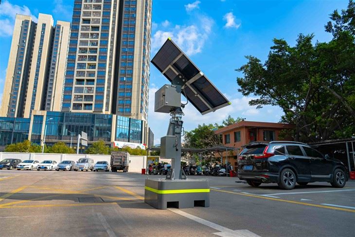 Mobile Solar Powered Surveillance Tower For Security high quality